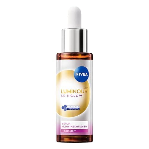 NIVEA Serum Glow Instantáneo 30 ml: Ultraligero Triple Acción con Thiamidol, Niacinamida y Aloe Vera. Unifica el Tono de la Piel y Reduce Manchas, Efectivo en Todos los Tonos y Tipos de Piel.
